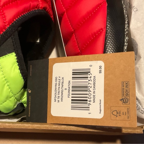 The North Face ThermoBall Slippers - Picture 4 of 5